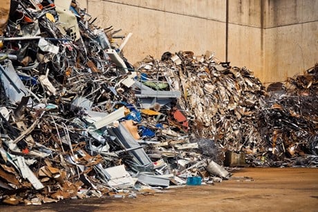 Dispose of cartons correctly: What belongs in waste paper?